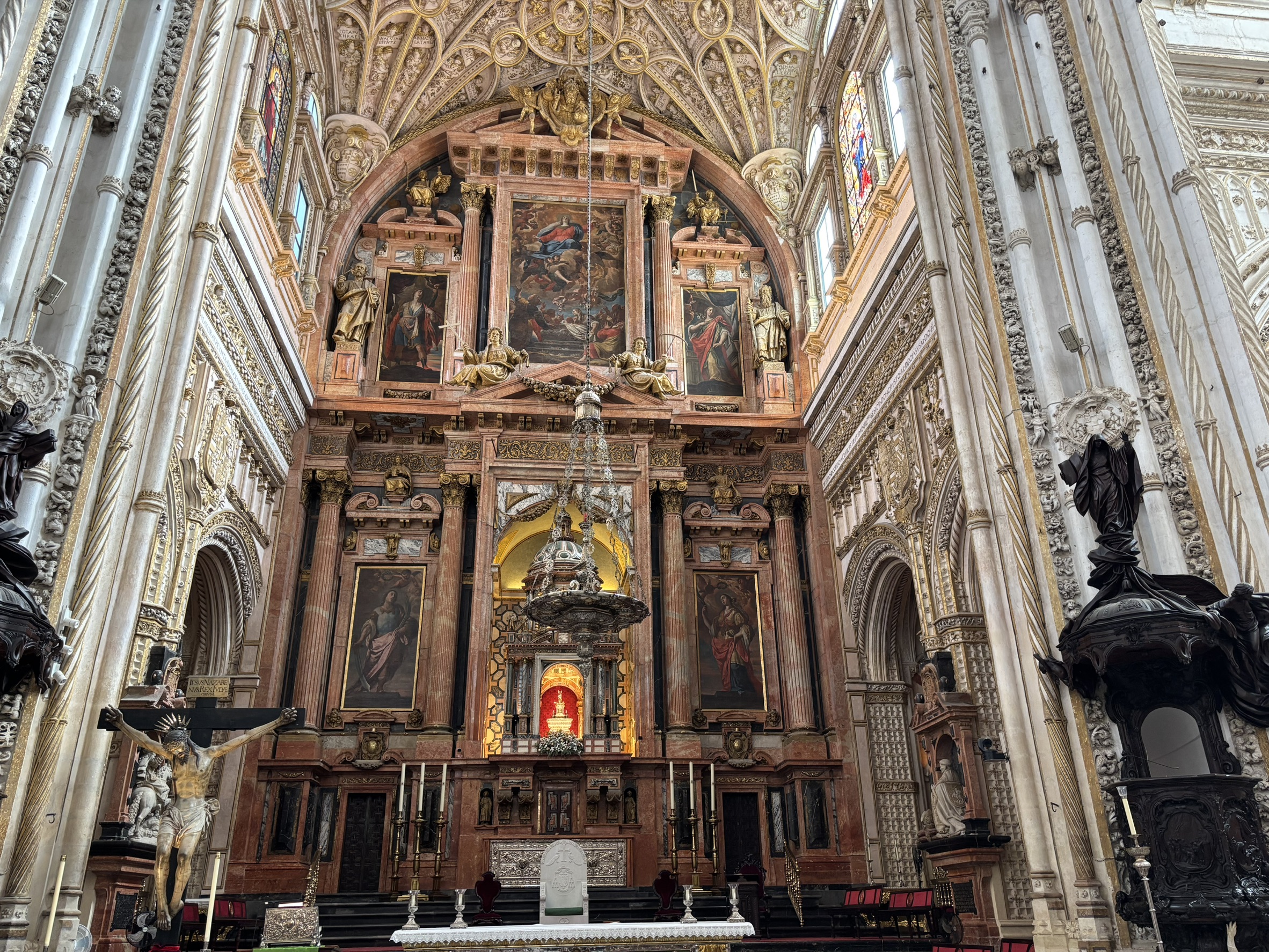 從峽谷仰望新橋